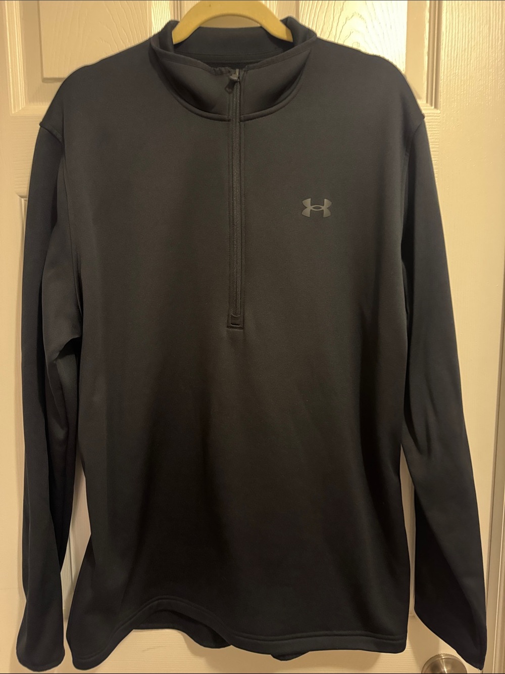 Under Armour Black Half-Zip Performance Pullover Light Fleece Lining